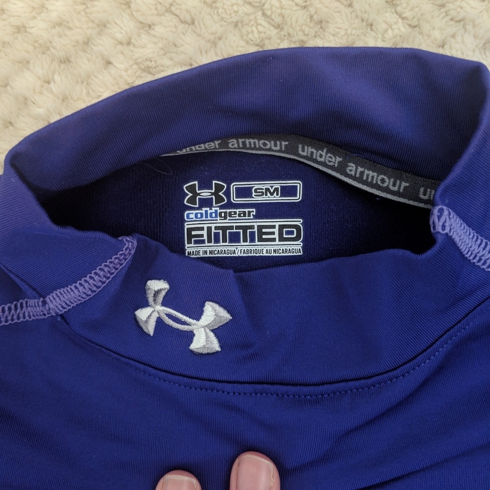 UA cold gear long sleeve top